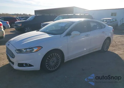 2014 Ford Fusion Titanium z USA, uszkodzony, nr VIN 3FA6P0K97ER122191